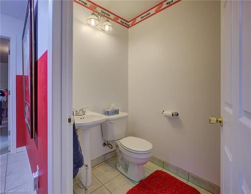 217 Balmoral Drive, Brantford, ON - Indoor Photo Showing Bathroom