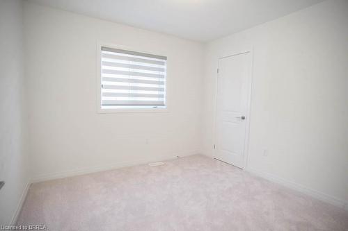 26 Wakeling Drive, Brantford, ON - Indoor Photo Showing Other Room