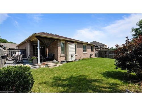 88 Hunter Way, Brantford, ON - Outdoor