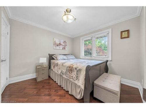 2086 Hixon Street, Oakville, ON - Indoor Photo Showing Bedroom