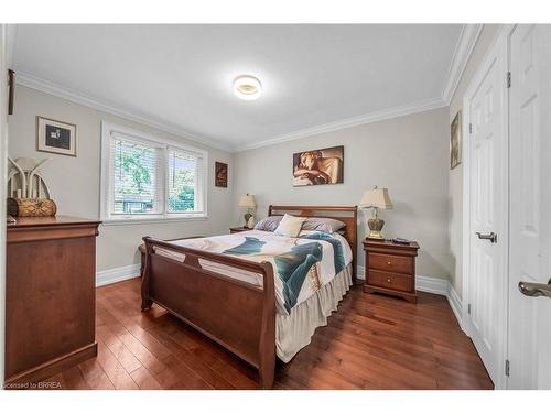 2086 Hixon Street, Oakville, ON - Indoor Photo Showing Bedroom