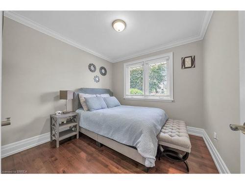 2086 Hixon Street, Oakville, ON - Indoor Photo Showing Bedroom