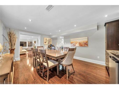 2086 Hixon Street, Oakville, ON - Indoor Photo Showing Dining Room