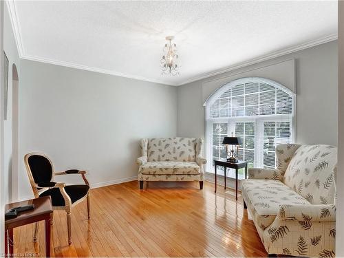 4129 Pincay Oaks Lane, Burlington, ON - Indoor Photo Showing Living Room