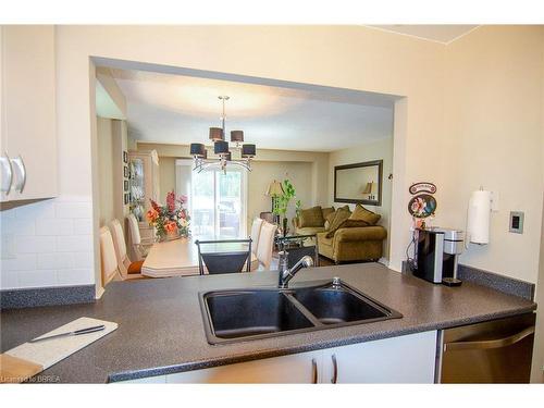 1370 Treeland Street, Burlington, ON - Indoor Photo Showing Kitchen With Double Sink