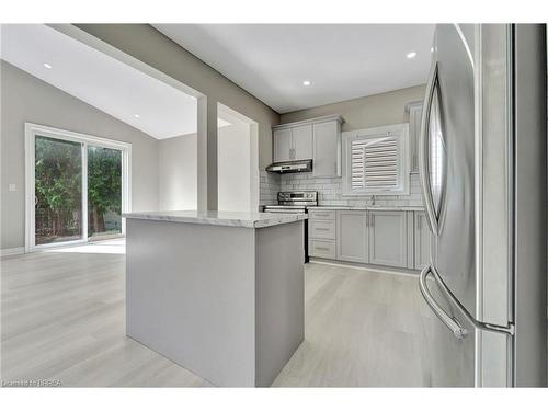 72 Balfour Street, Brantford, ON - Indoor Photo Showing Kitchen