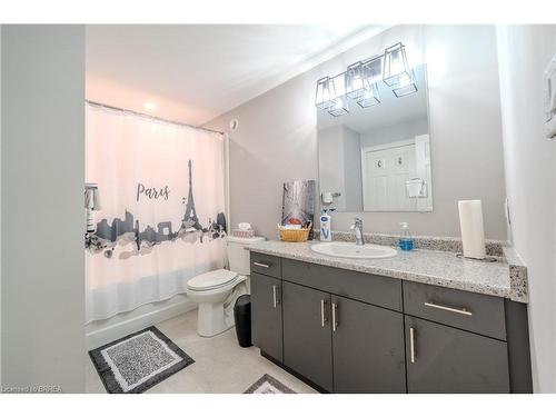 24 Serviceberry Lane, Simcoe, ON - Indoor Photo Showing Bathroom