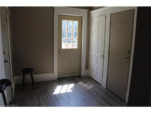 10 Hart Street, Brantford, ON - Indoor Photo Showing Other Room