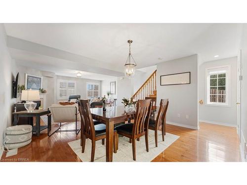 5-7 Southside Place, Hamilton, ON - Indoor Photo Showing Dining Room