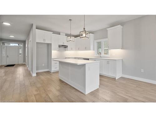 45 Vanrooy Trail, Waterford, ON - Indoor Photo Showing Kitchen With Upgraded Kitchen