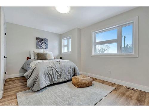 154930 15Th Line, Thamesford, ON - Indoor Photo Showing Bedroom