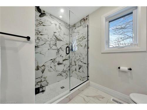 154930 15Th Line, Thamesford, ON - Indoor Photo Showing Bathroom