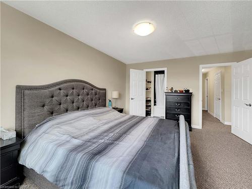 106-20 Mcconkey Crescent, Brantford, ON - Indoor Photo Showing Bedroom