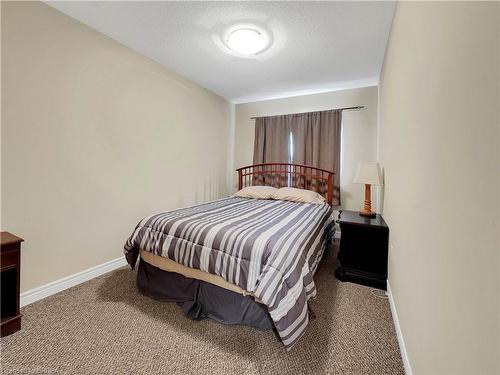 106-20 Mcconkey Crescent, Brantford, ON - Indoor Photo Showing Bedroom