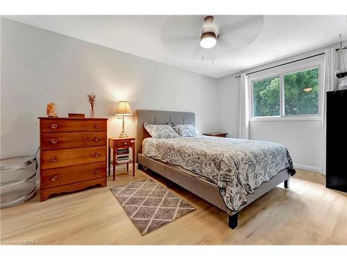 A-17 Raleigh Street, Brantford, ON - Indoor Photo Showing Bedroom