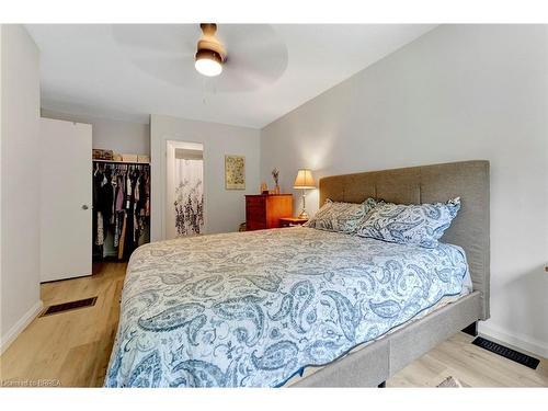 A-17 Raleigh Street, Brantford, ON - Indoor Photo Showing Bedroom