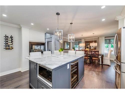 206 Fiddler'S Green Road, Ancaster, ON - Indoor Photo Showing Kitchen With Upgraded Kitchen