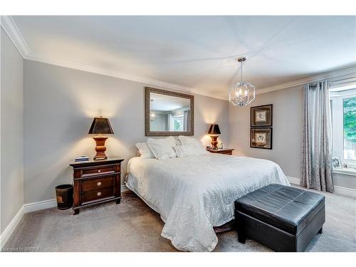 206 Fiddler'S Green Road, Ancaster, ON - Indoor Photo Showing Bedroom