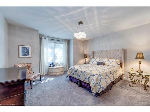 206 Fiddler'S Green Road, Ancaster, ON - Indoor Photo Showing Bedroom