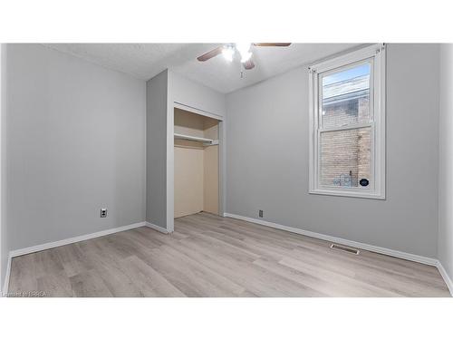 114 Erie Avenue, Brantford, ON - Indoor Photo Showing Other Room