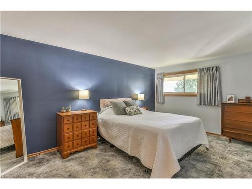 242 Edgewood Drive, Woodstock, ON - Indoor Photo Showing Bedroom