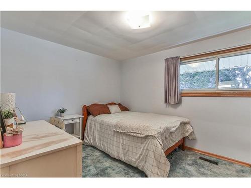 242 Edgewood Drive, Woodstock, ON - Indoor Photo Showing Bedroom