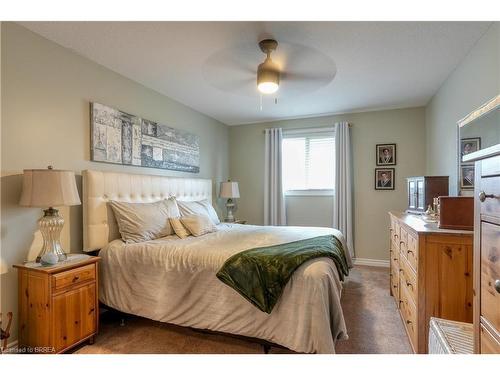 28 Richter Street, Brantford, ON - Indoor Photo Showing Bedroom