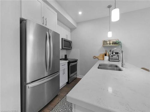 7 Spring Street, Brantford, ON - Indoor Photo Showing Kitchen With Double Sink