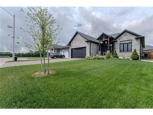 228 Oak Street, Simcoe, ON - Outdoor With Facade