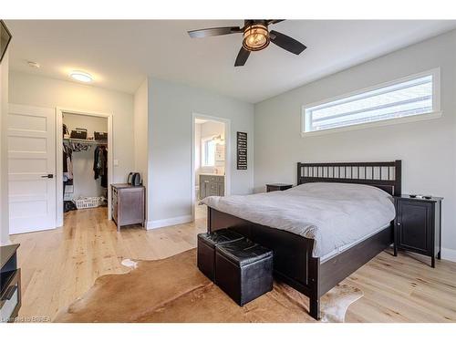 228 Oak Street, Simcoe, ON - Indoor Photo Showing Bedroom