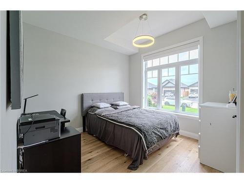 228 Oak Street, Simcoe, ON - Indoor Photo Showing Bedroom