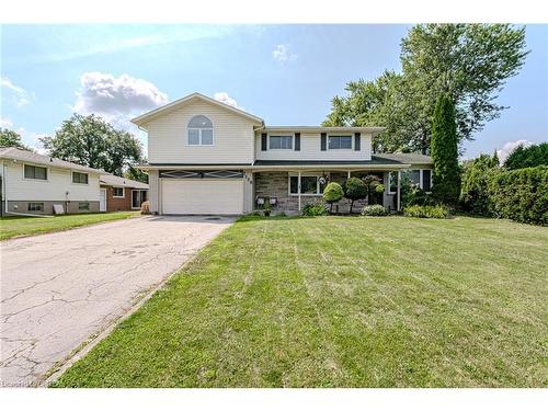 7128 Mcgill Street, Niagara Falls, ON - Outdoor With Facade