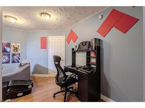 7128 Mcgill Street, Niagara Falls, ON - Indoor Photo Showing Office