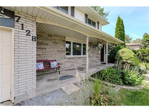 7128 Mcgill Street, Niagara Falls, ON - Outdoor With Deck Patio Veranda