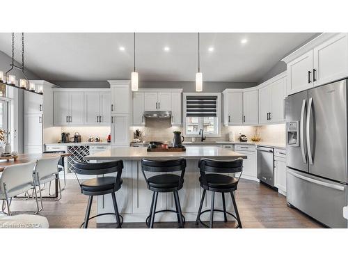 5 Edgar Place, Paris, ON - Indoor Photo Showing Kitchen With Upgraded Kitchen