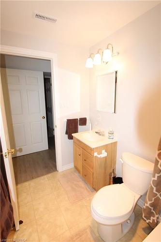 D-58 Harris Avenue, Brantford, ON - Indoor Photo Showing Bathroom