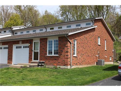 D-58 Harris Avenue, Brantford, ON - Outdoor