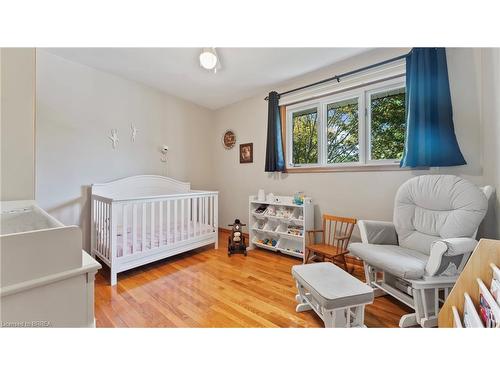 9 Willowdale Crescent, Port Dover, ON - Indoor Photo Showing Bedroom