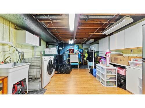 9 Willowdale Crescent, Port Dover, ON - Indoor Photo Showing Laundry Room