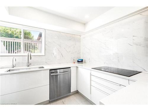 54 D'Aubigny Road, Brantford, ON - Indoor Photo Showing Kitchen