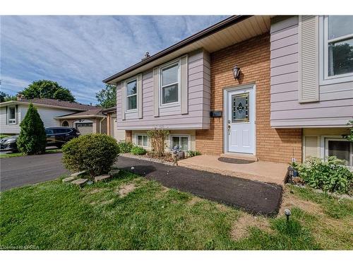 14 Melbourne Crescent, Brantford, ON - Outdoor With Facade