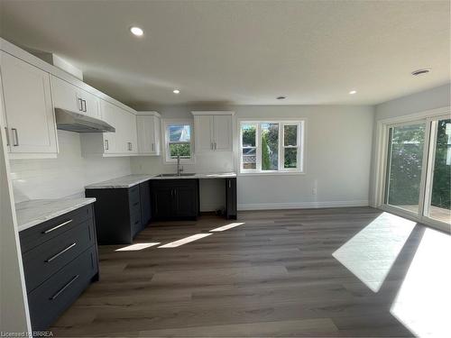 24A Balfour Street, Brantford, ON - Indoor Photo Showing Kitchen