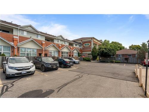 209-111 Grey Street, Brantford, ON - Outdoor