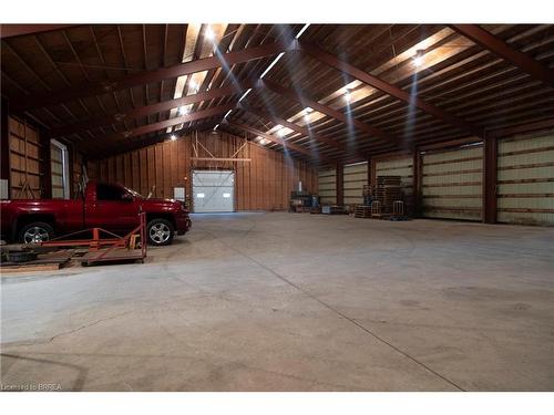 1525 Highway 3, Delhi, ON - Indoor Photo Showing Garage