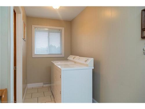 1525 Highway 3, Delhi, ON - Indoor Photo Showing Laundry Room