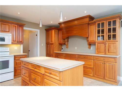 1525 Highway 3, Delhi, ON - Indoor Photo Showing Kitchen