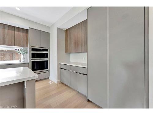 128 Lisgar Avenue, Tillsonburg, ON - Indoor Photo Showing Kitchen