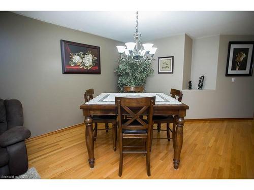 23 Garners Lane, Brantford, ON - Indoor Photo Showing Dining Room