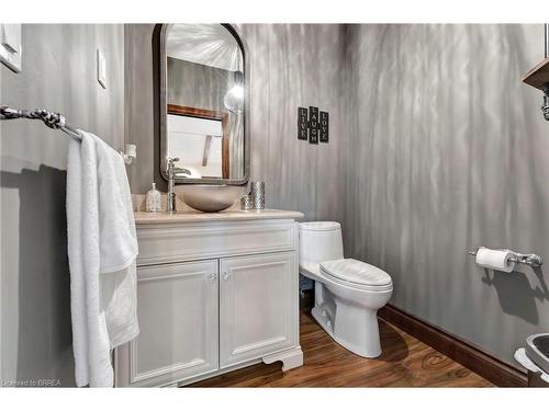 29 Tan Avenue, Waterford, ON - Indoor Photo Showing Bathroom