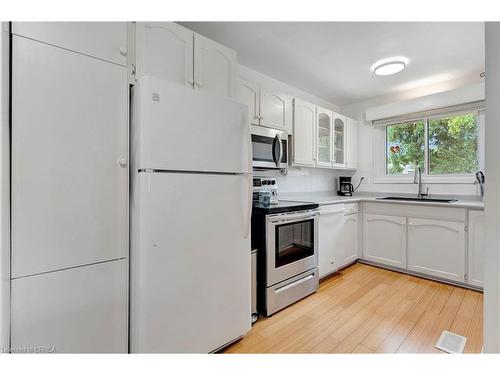 56 Lee Avenue, Simcoe, ON - Indoor Photo Showing Kitchen